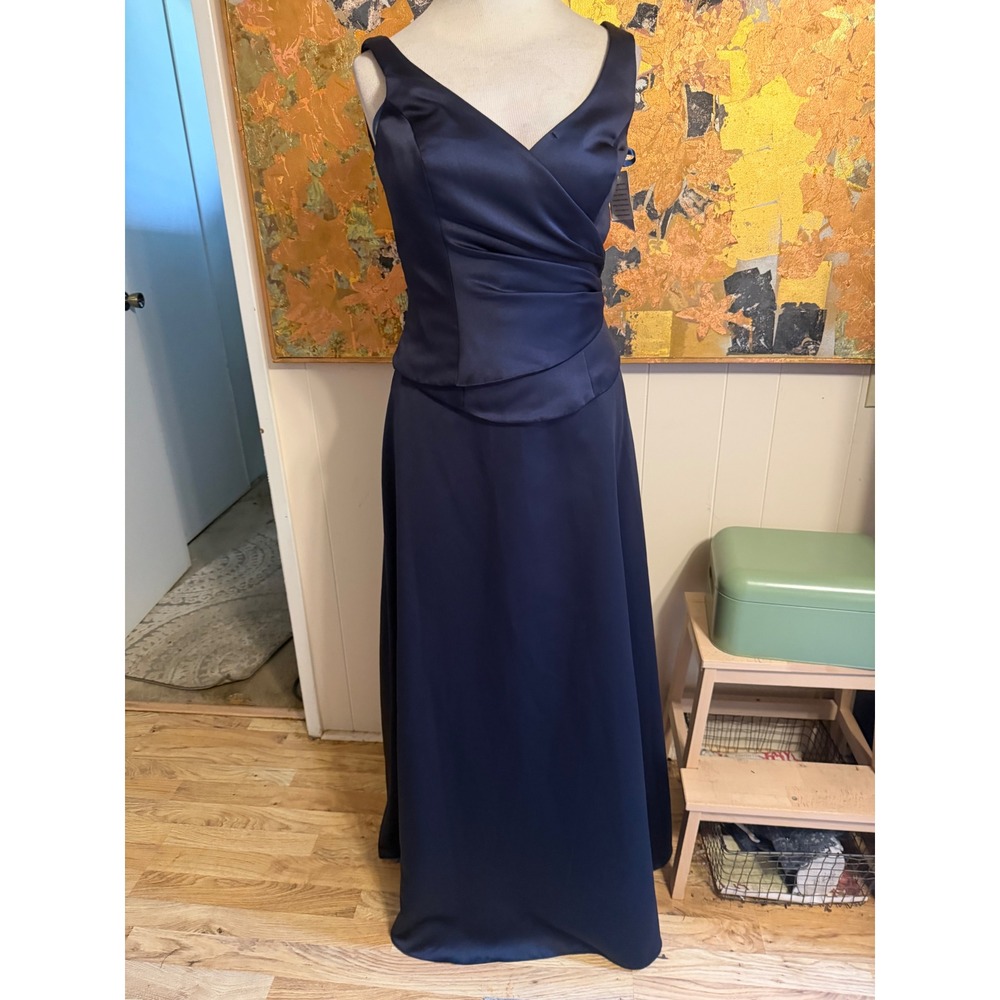 NWT Mori Lee Blue Two Piece Gown Sleeveless Top & Maxi Skirt Flaw sS